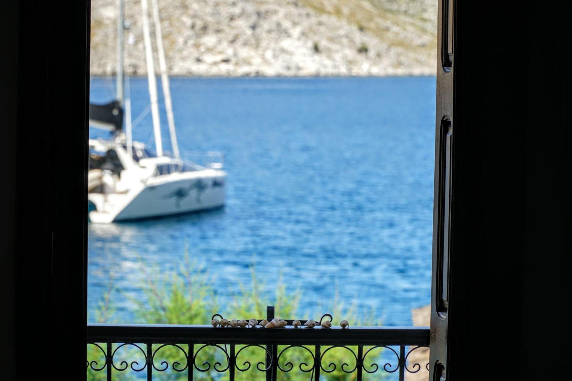 Korali Villa Sými Buitenkant foto